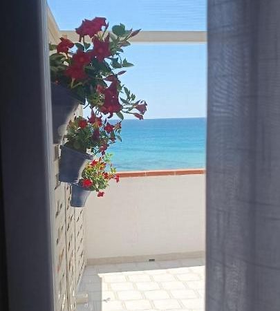 B&B Miramare San Pietro in Bevagna Exteriör bild